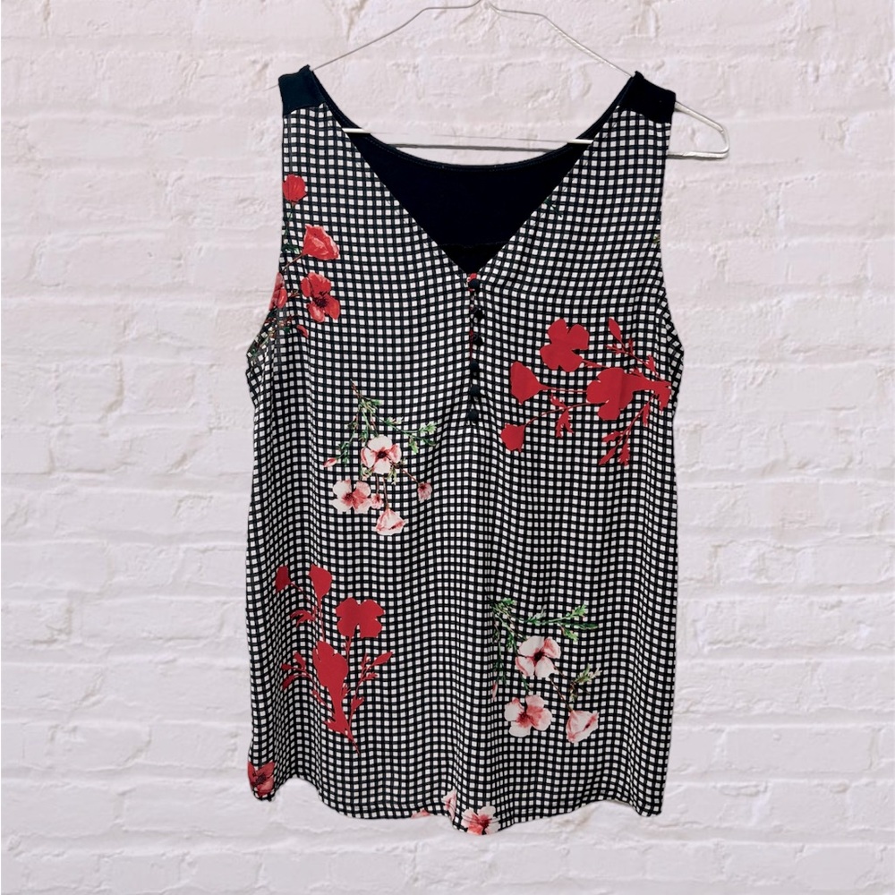 Express Sleeveless blouse gingham floral print black white sz small